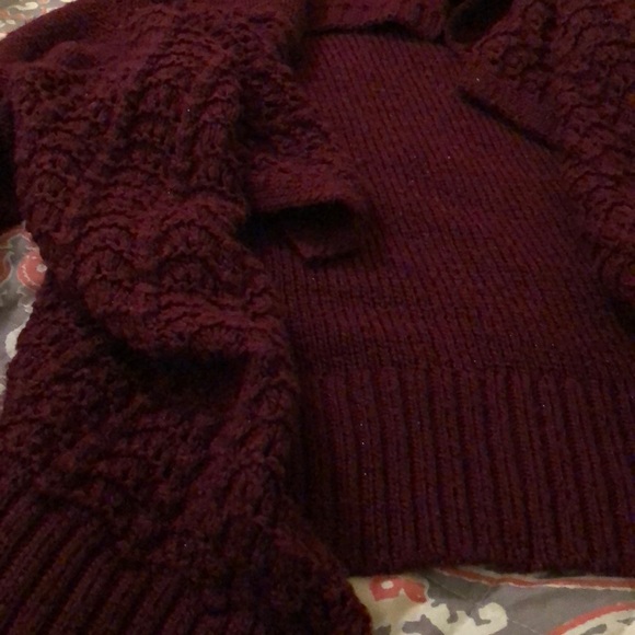 Maroon and cardigan from American eagle - Picture 2 of 4